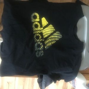 Men’s XL adidas shirt